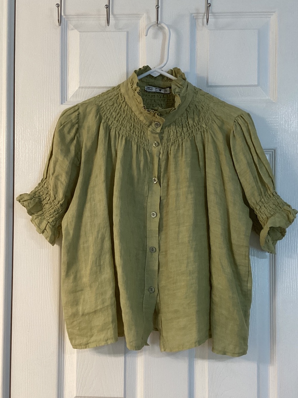 Linen green top, excellent condition